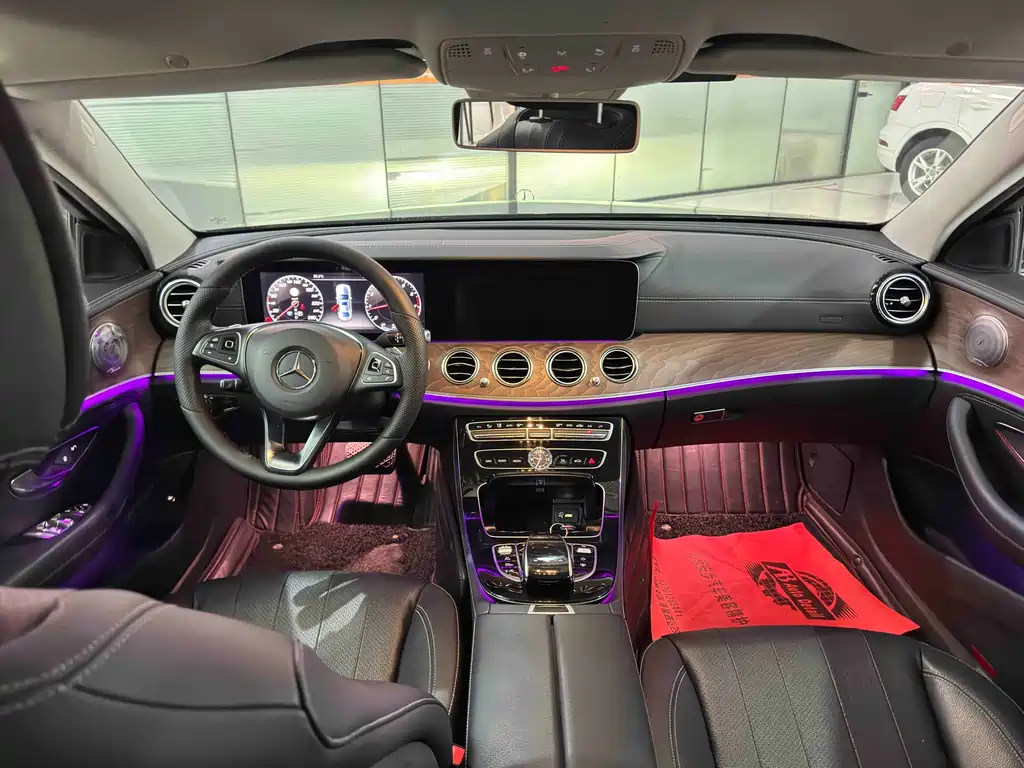 Mercedes-Benz E-Class 2017 — фото 11