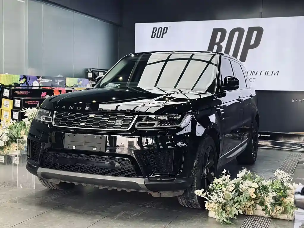 Land Rover Sport PHEV 2021