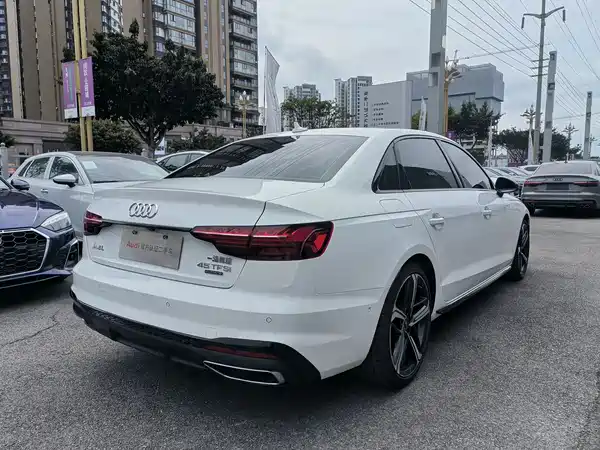 Audi A4L 2022