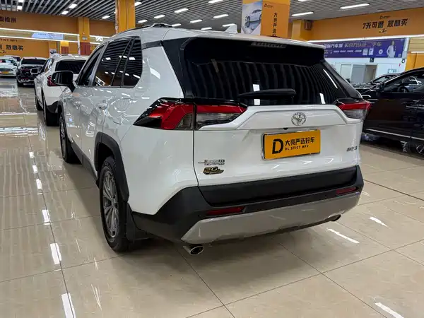 Toyota RAV4 2023