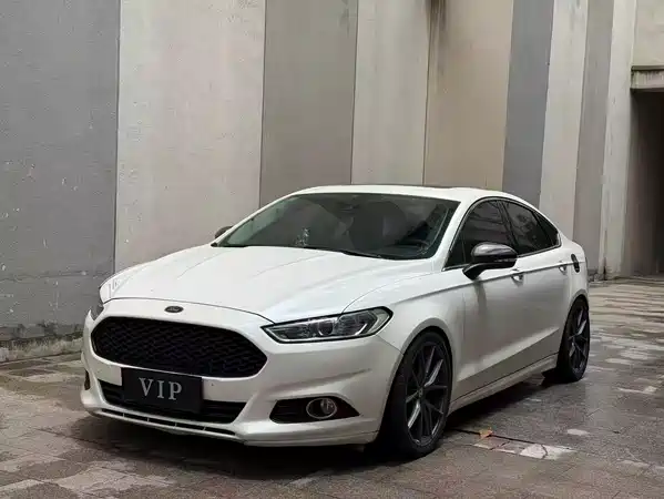 Ford Mondeo 2015