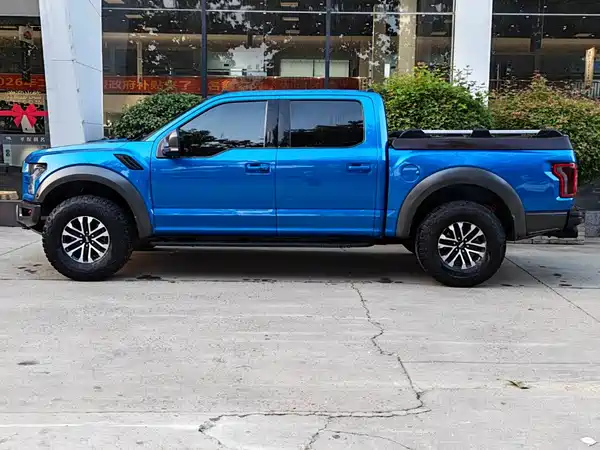 Ford F-150 Raptor 2020
