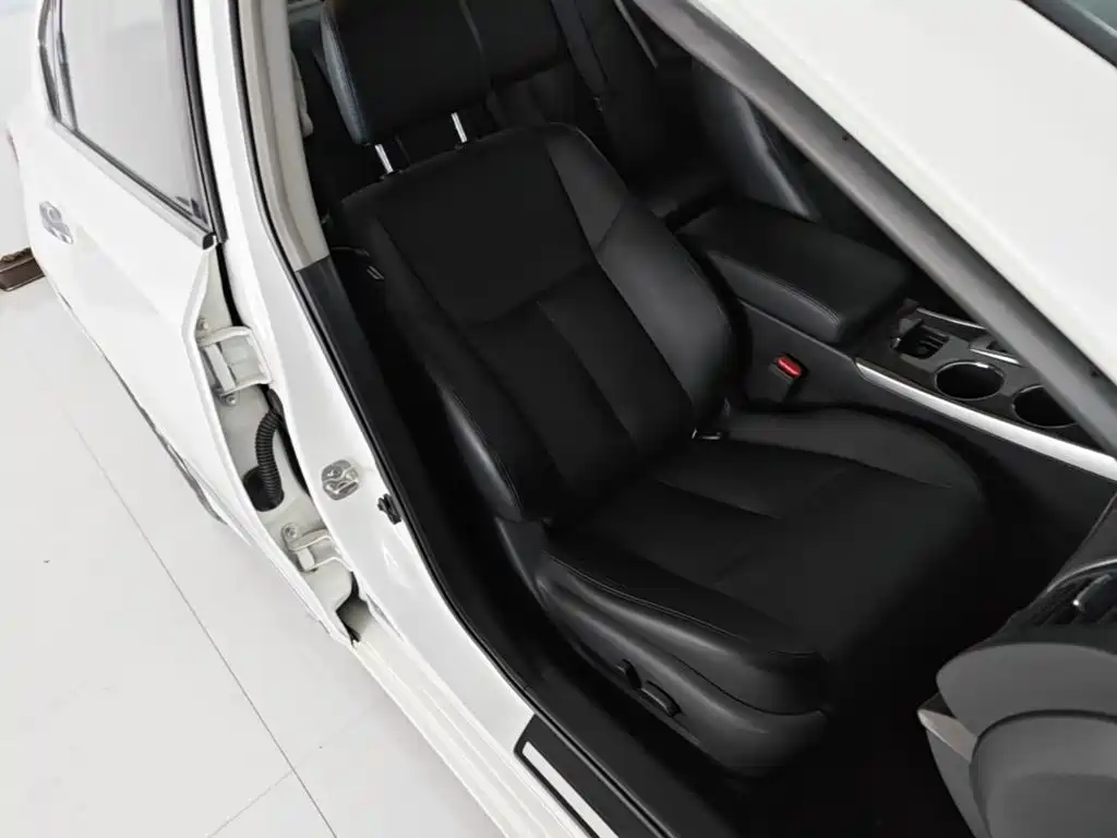 Nissan Teana 2016 — фото 25