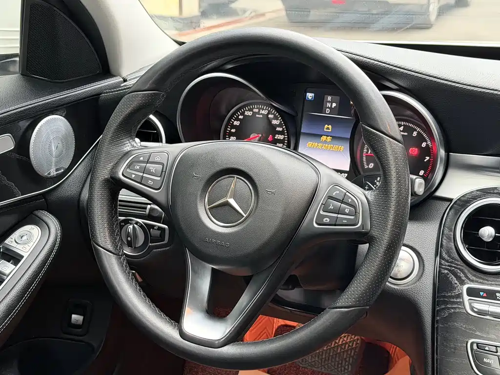 Mercedes-Benz C-Class 2018 — фото 5