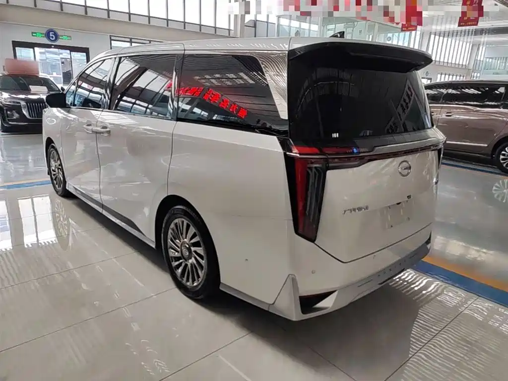 GAC Motor Trumpchi M8 2024 — фото 4