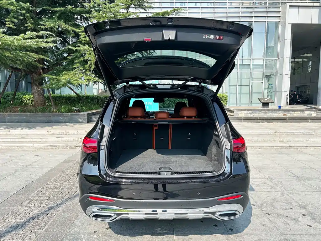 Mercedes-Benz GLC 2025 — фото 11