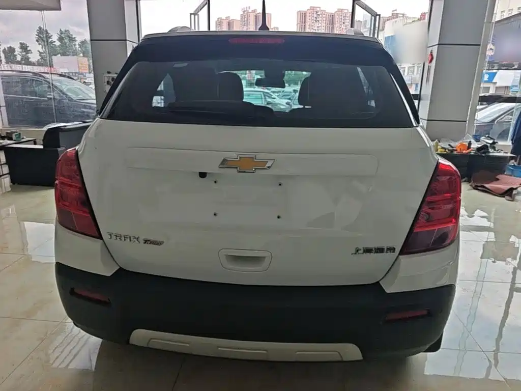 Chevrolet Trax 2015 — фото 6