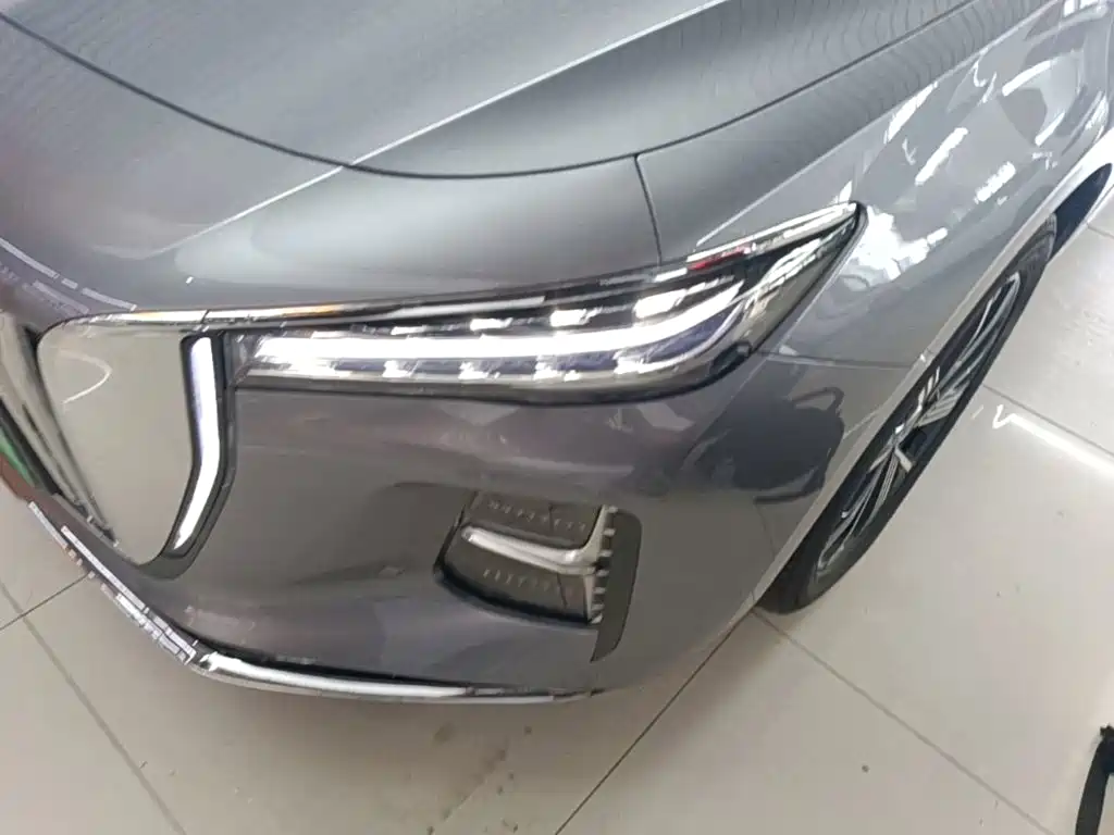 Hongqi H5 PHEV 2025 — фото 18