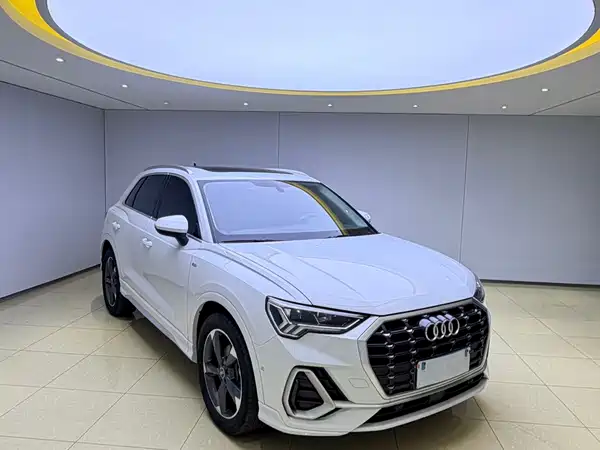 Audi Q3 2022