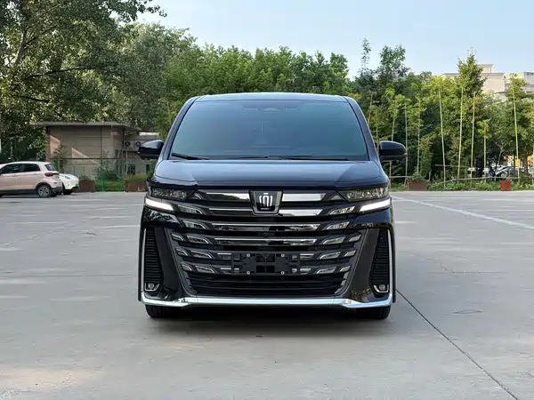 Toyota Vellfire 2025