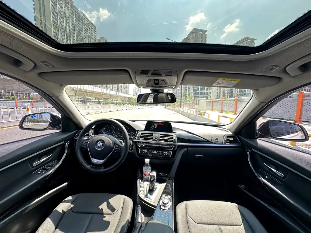 BMW 3 Series 2017