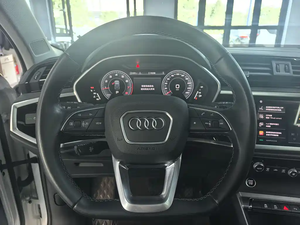 Audi Q3 2023 — фото 20