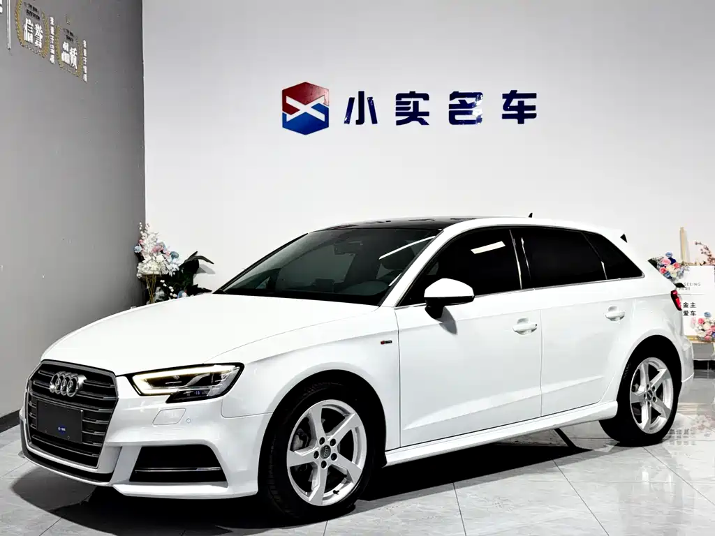 Audi A3 2020 — фото 1