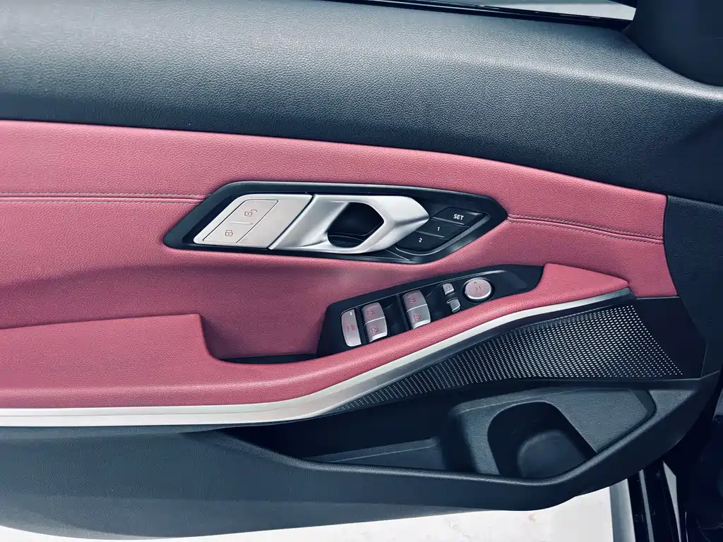 BMW 3 Series 2021 — фото 13