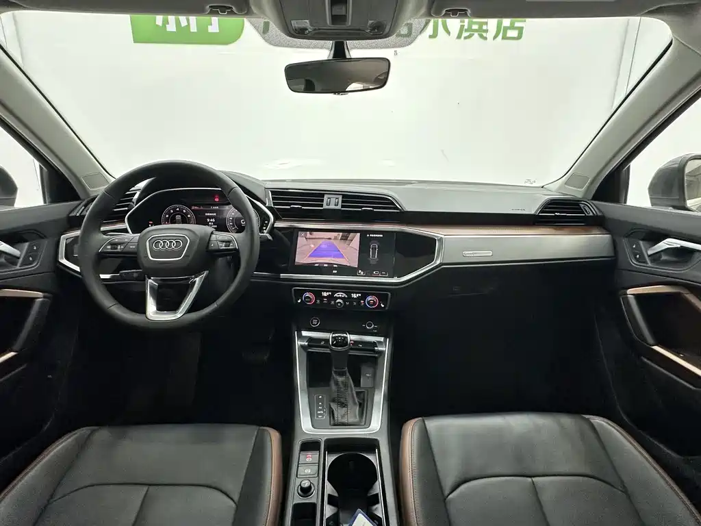 Audi Q3 2023 — фото 10
