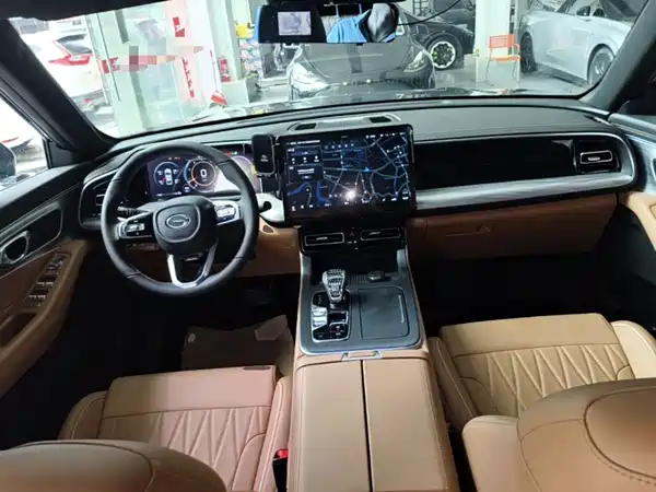 GAC Trumpchi GS8 2024