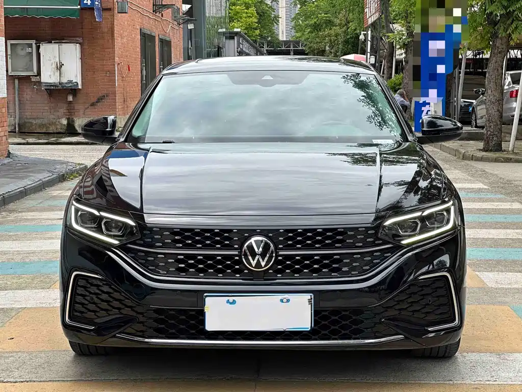 Volkswagen Passat 2022 — фото 2