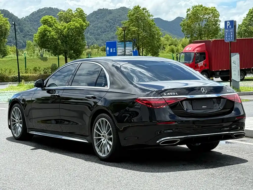 Mercedes-Benz S-Class 2023 — фото 4