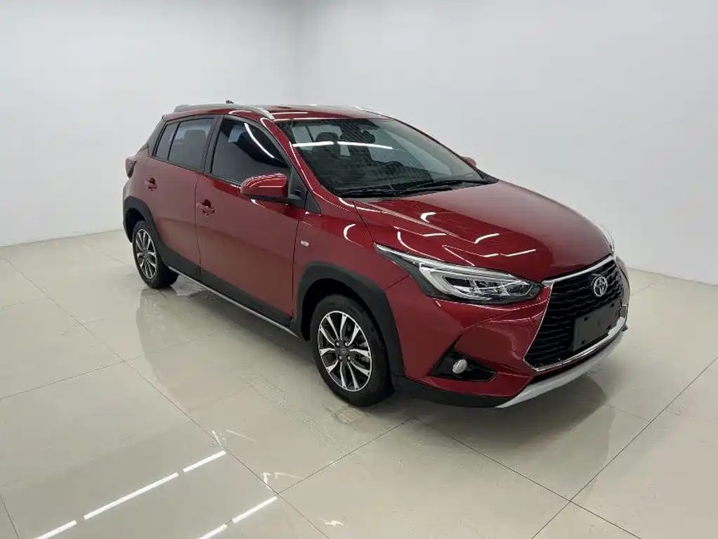 Toyota Yaris L 2022
