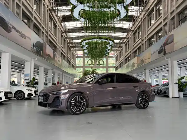 Audi A5L 2025