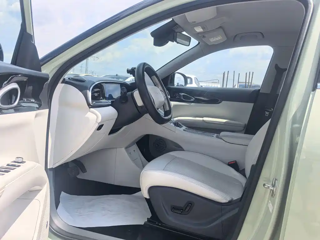 Geely Galaxy Starwish 2024 — фото 7