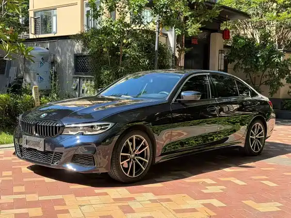 BMW 3 Series 2022