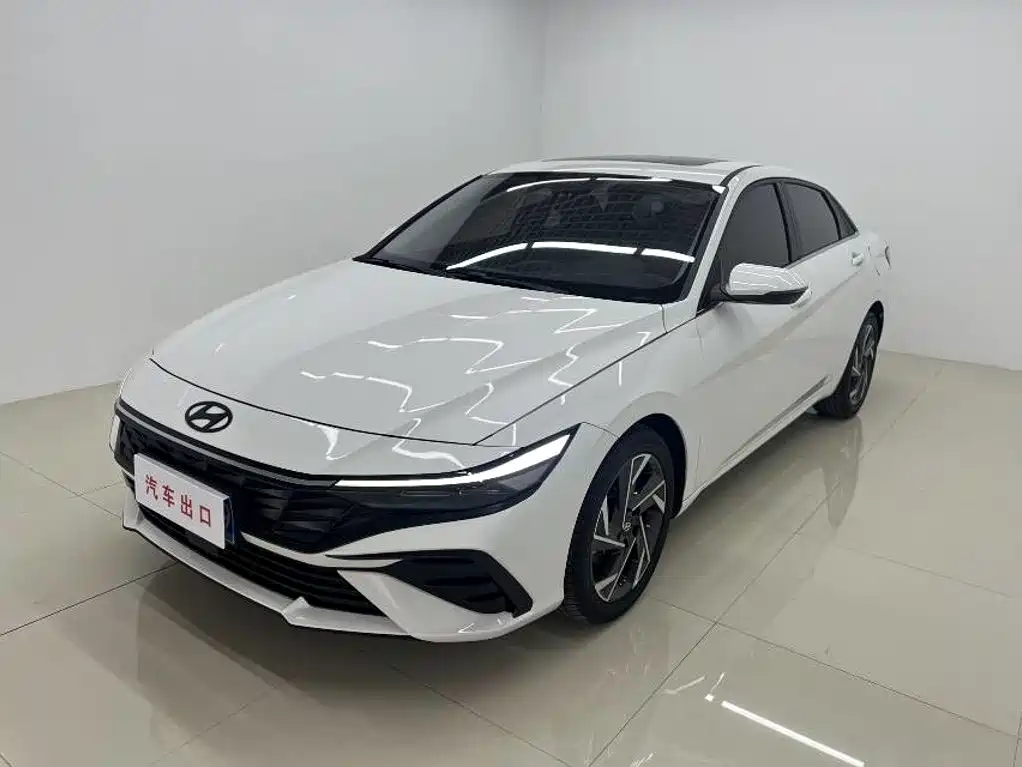 Hyundai Elantra 2024