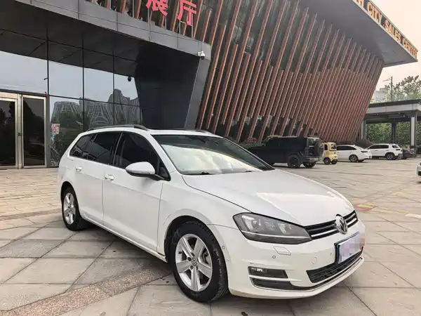 Volkswagen Golf 2014