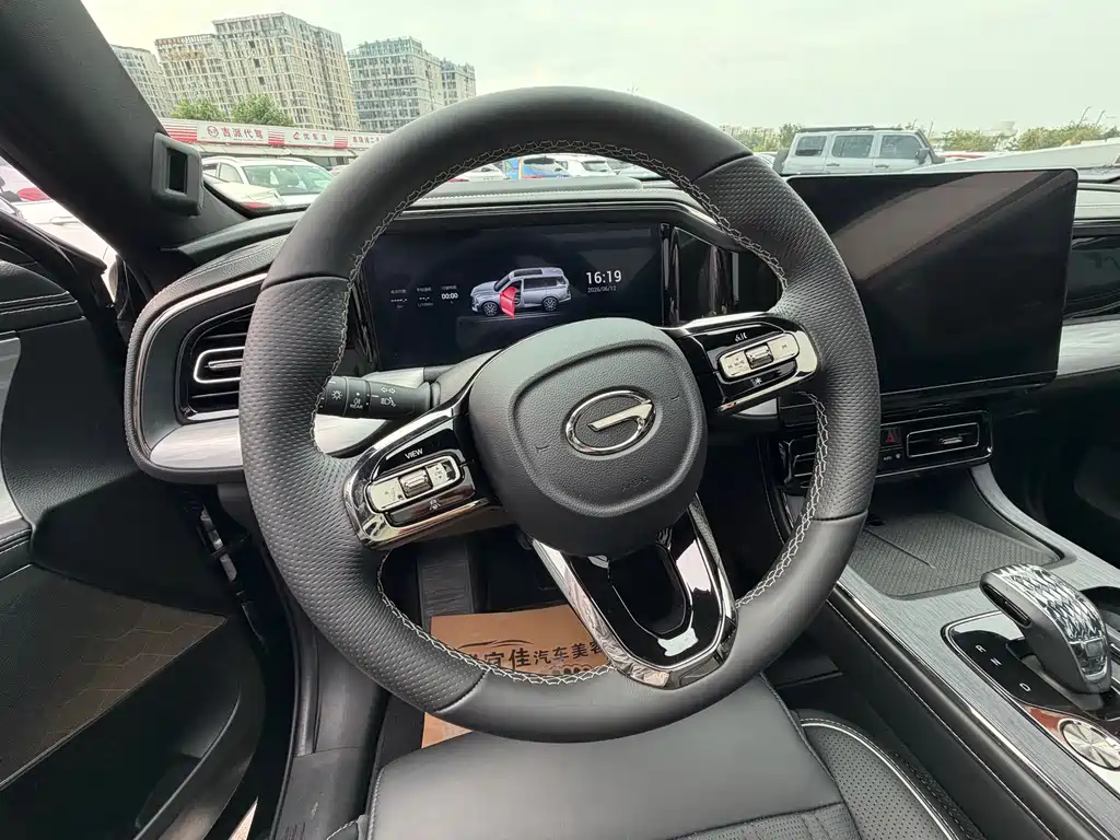 GAC Motor Trumpchi GS8 2022 — фото 11
