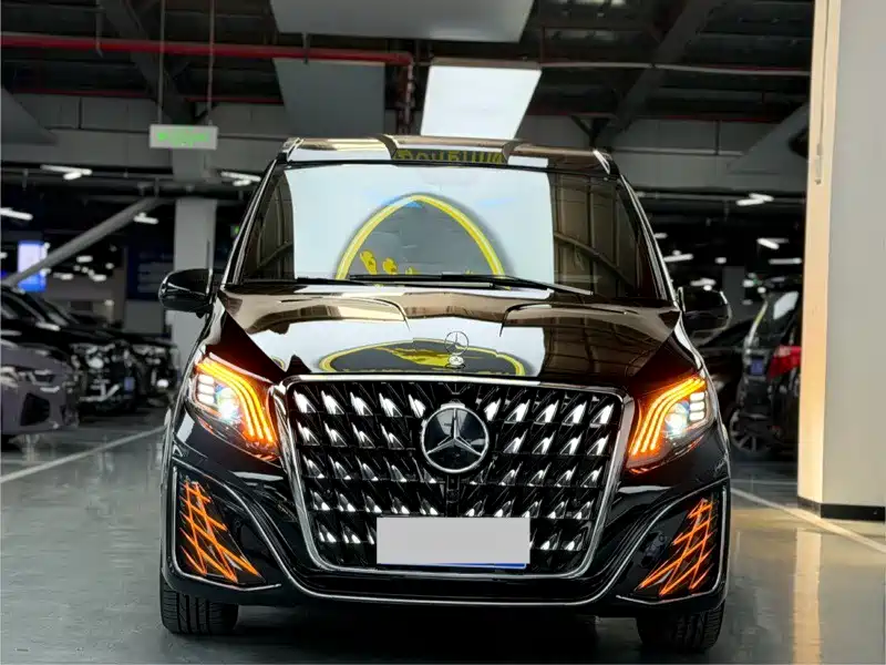 Mercedes-Benz Vito 2023 — фото 2