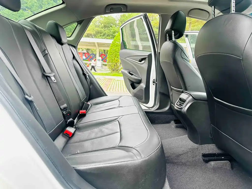 Buick Excelle GT 2018 — фото 11