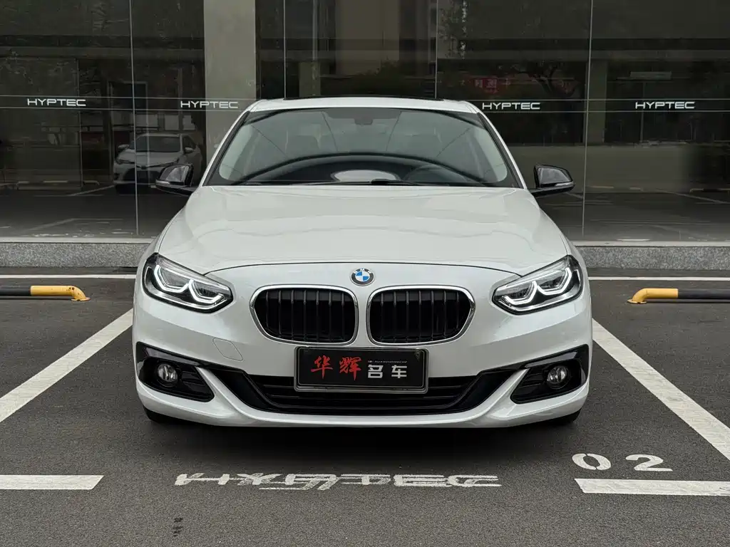 BMW 1 Series 2018 — фото 2