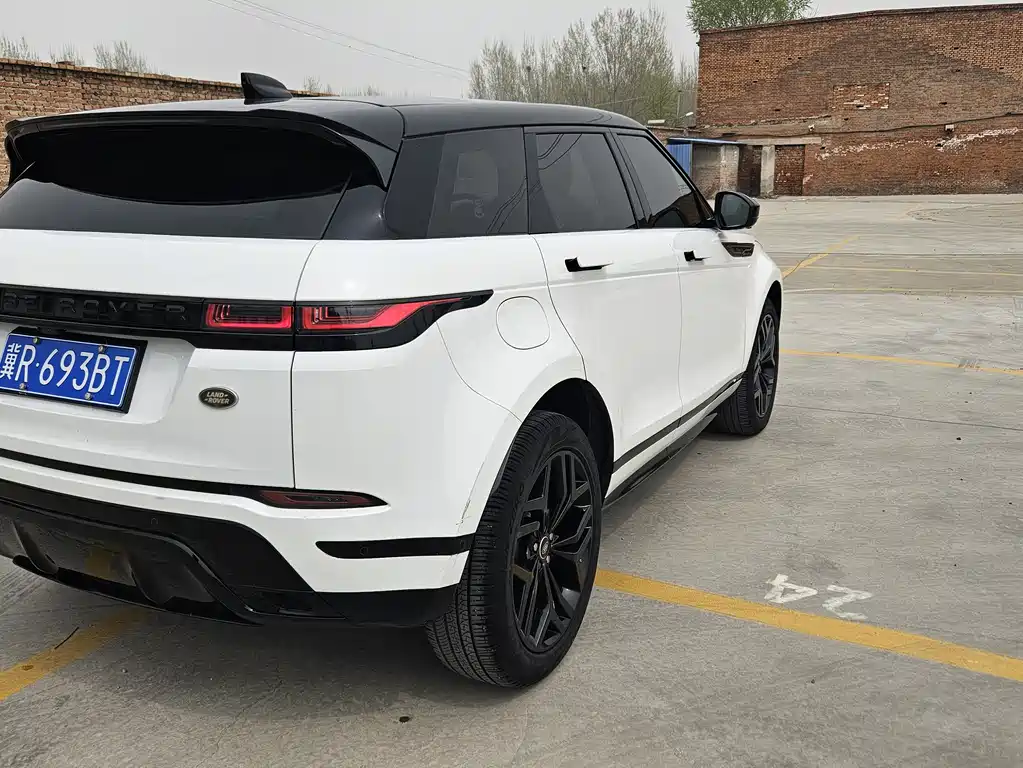 Land Rover Evoque 2021 — фото 7