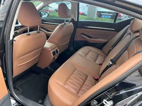 Nissan Teana 2023