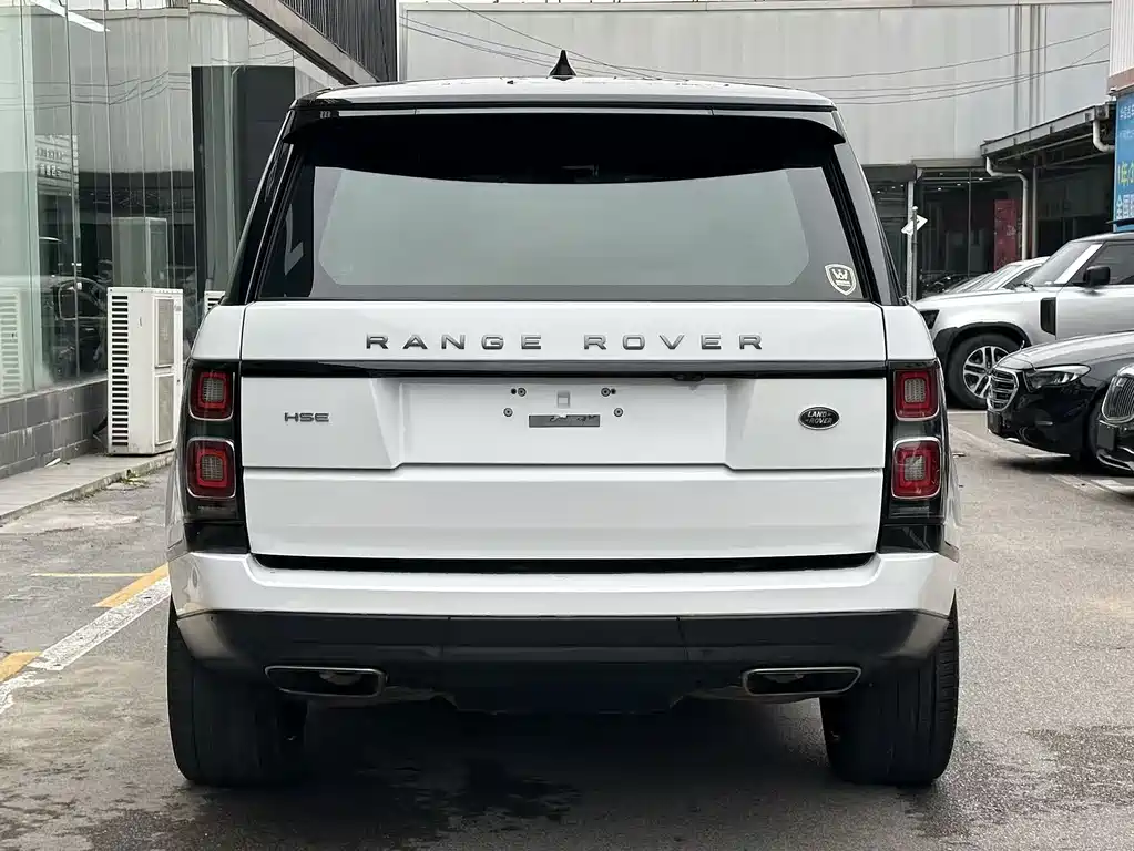 Land Rover Range Rover 2018 — фото 11