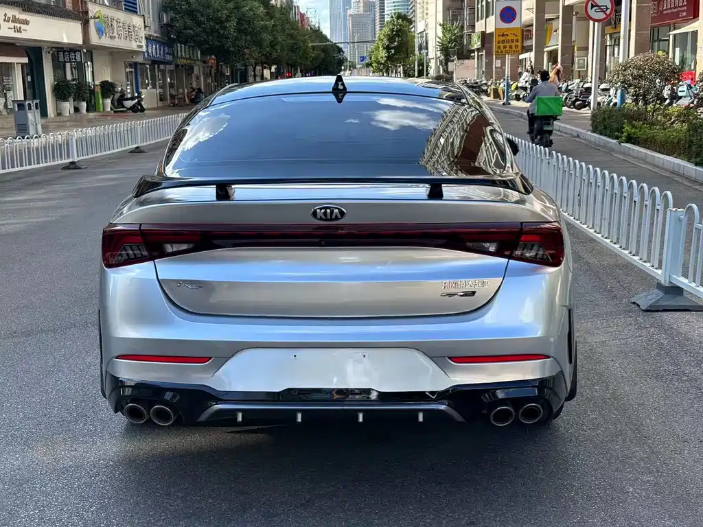 Kia K5 2021 — фото 10