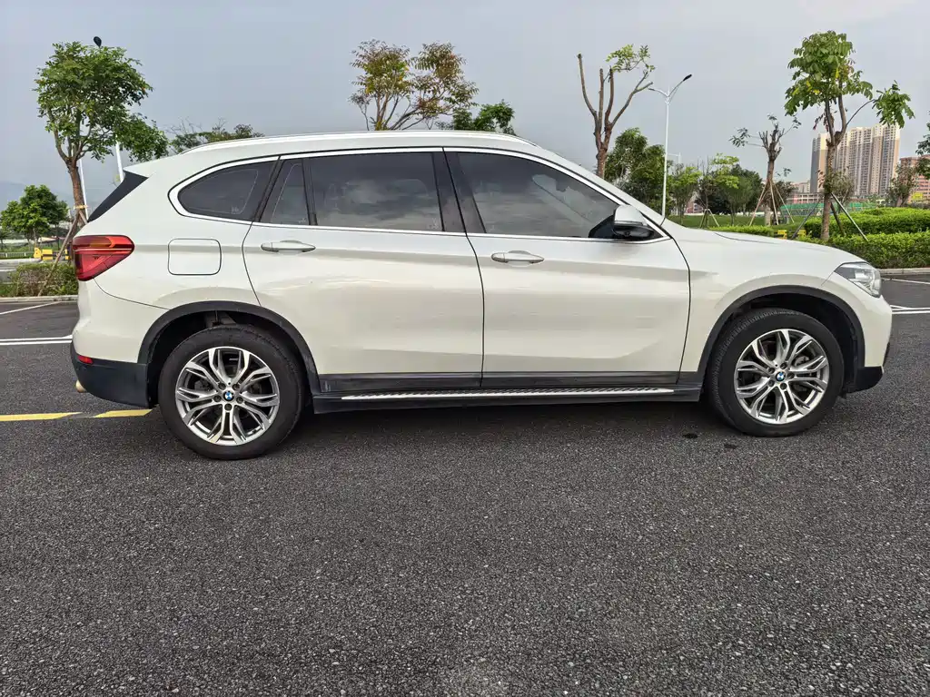 BMW X1 2018 — фото 7