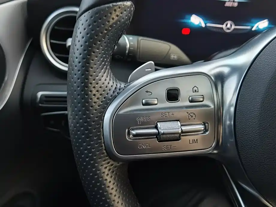 Mercedes-Benz C-Class 2021 — фото 17