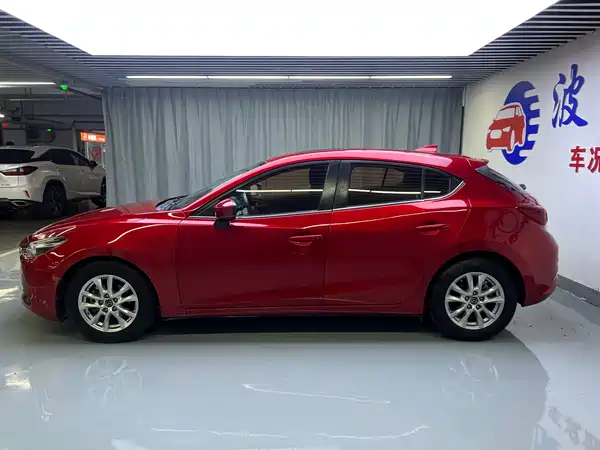 Mazda 3 Axela 2017
