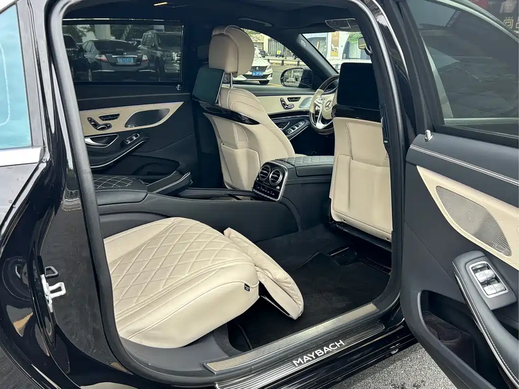 Mercedes-Benz Maybach S-Class 2018 — фото 14