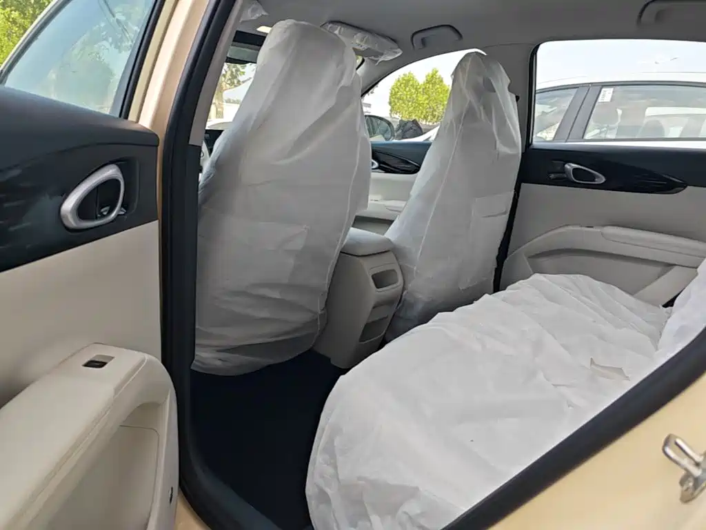 Geely Galaxy Starwish 2026 — фото 17