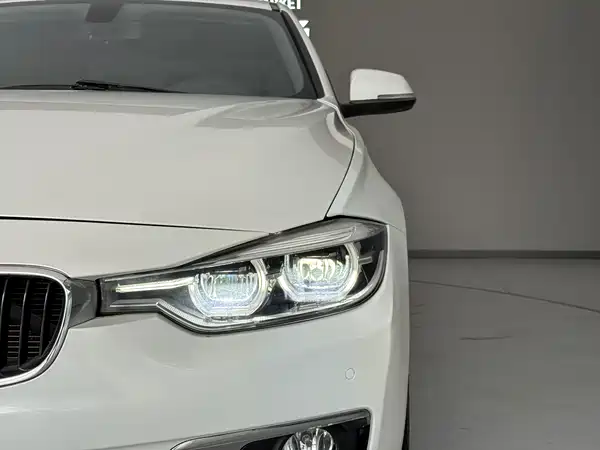BMW 3 Series 2017