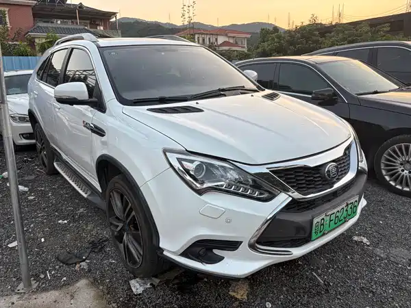 BYD Tang New Energy 2017