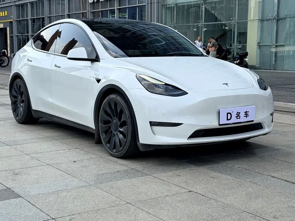 Tesla Model Y 2022 — фото 10