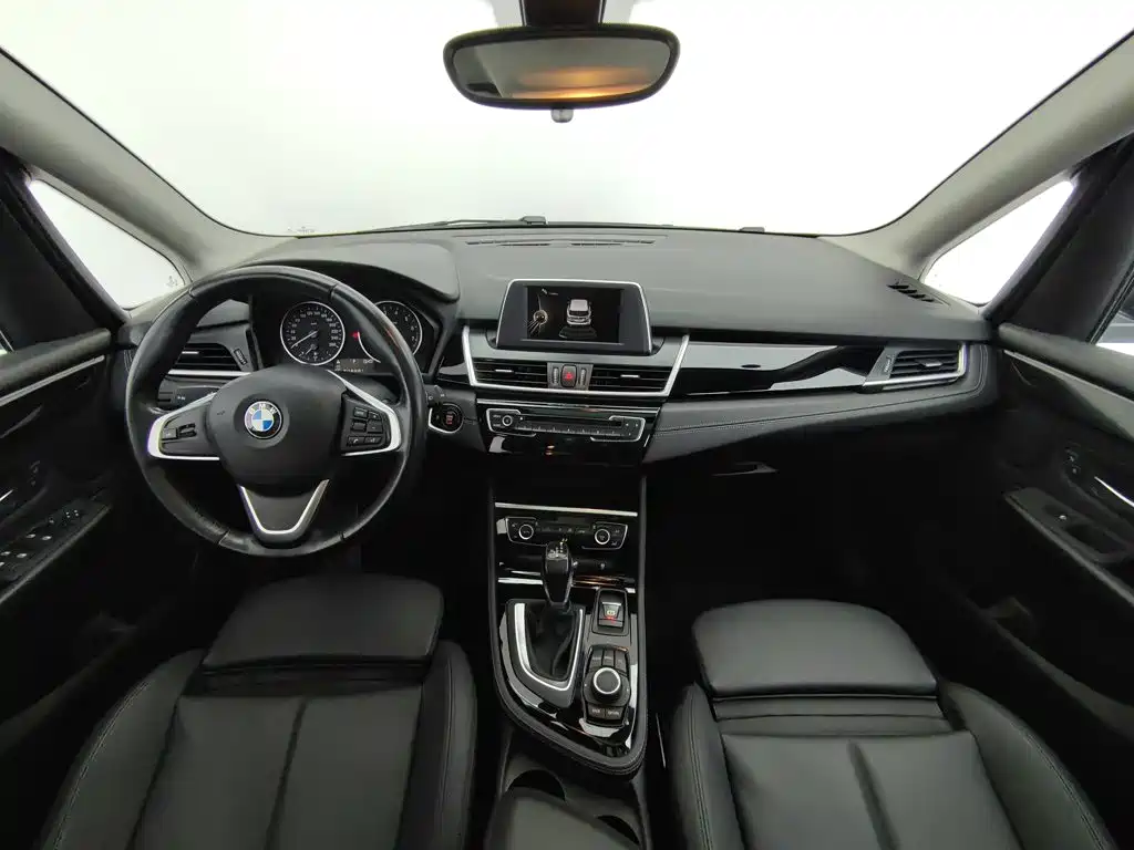 BMW 2 Series Station Wagon 2016 — фото 5