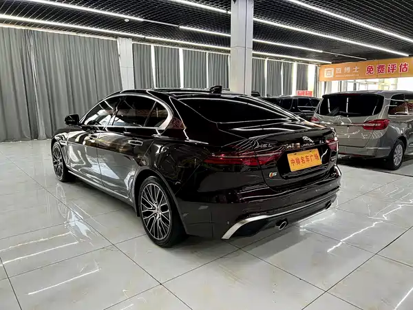 Jaguar XEL 2020