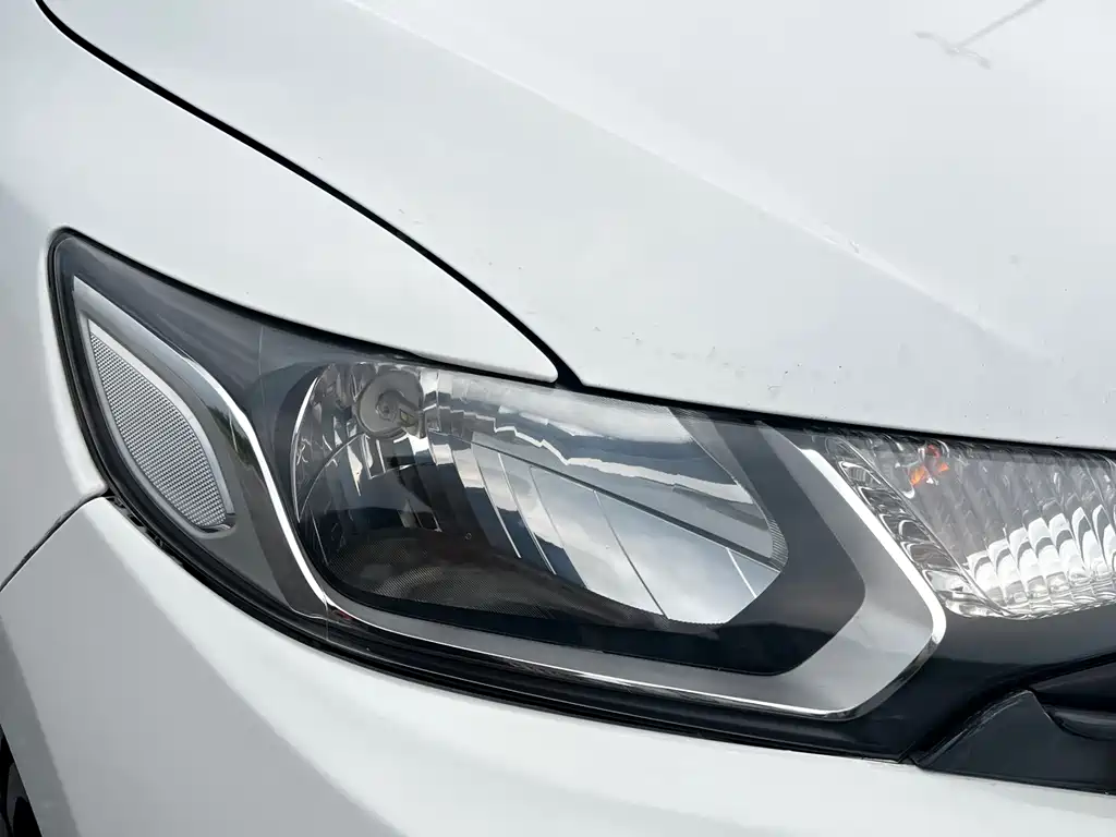 Honda Fit 2016 — фото 26