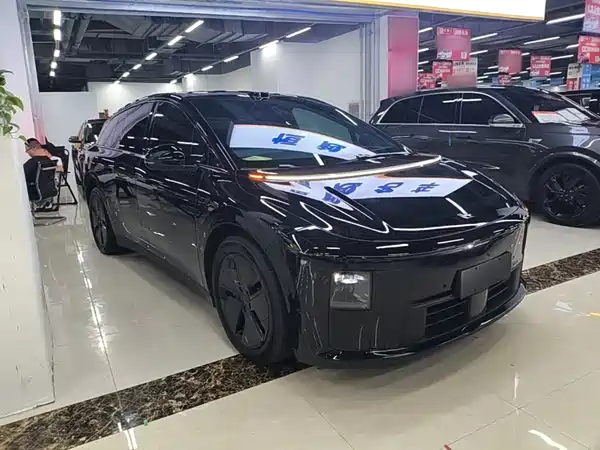 Li Auto i6 2026