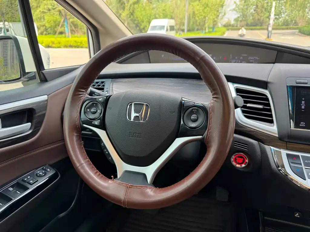 Honda Jade 2018 — фото 17