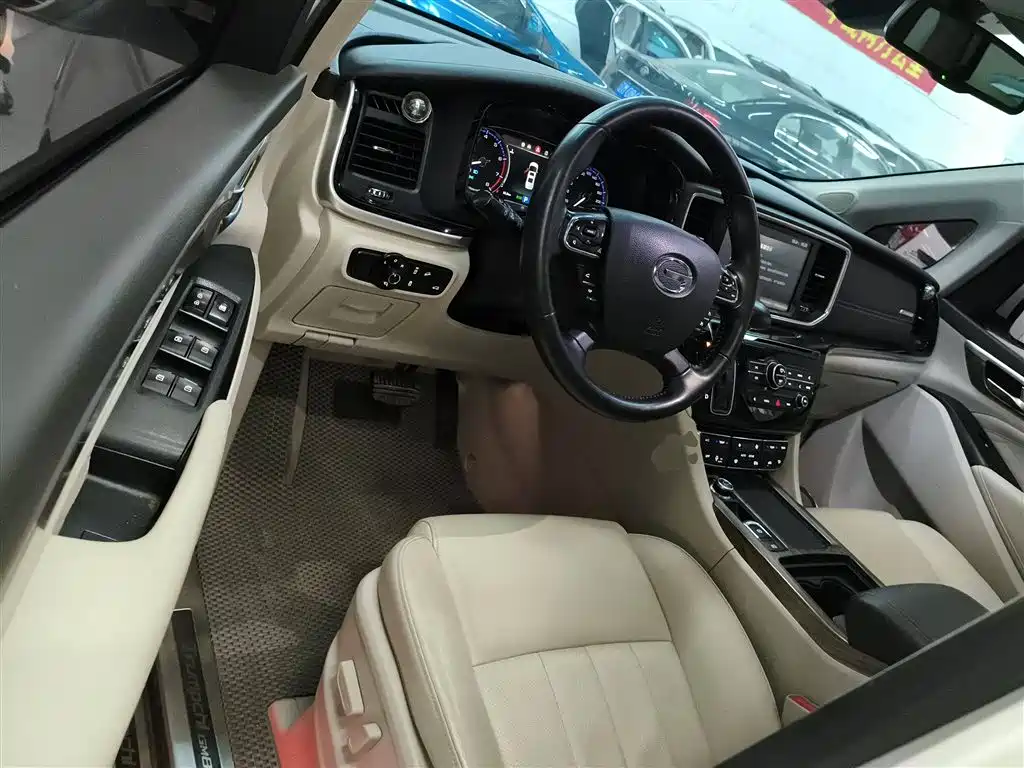 GAC Motor Trumpchi M8 2019 — фото 16
